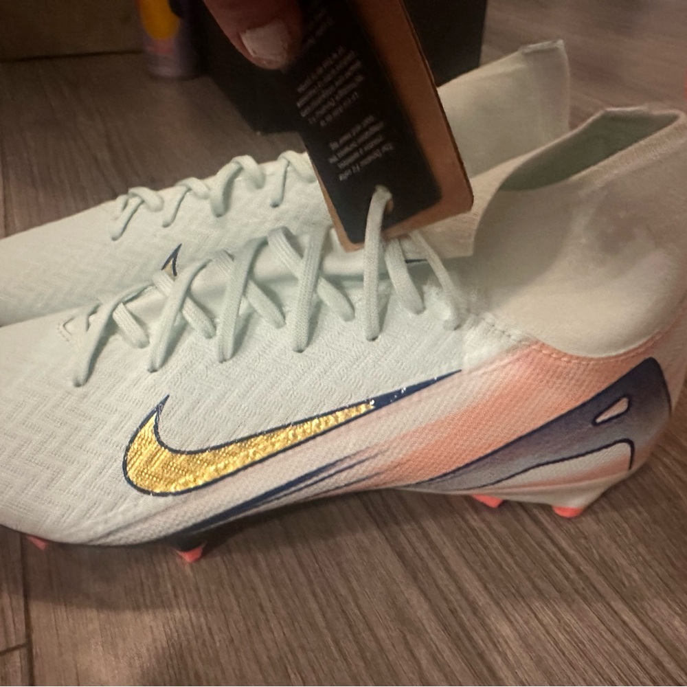 NIKE United Mercurial SUPERFLY 10 Academy size 8.5/10 soccer cleats. BRAND NEW